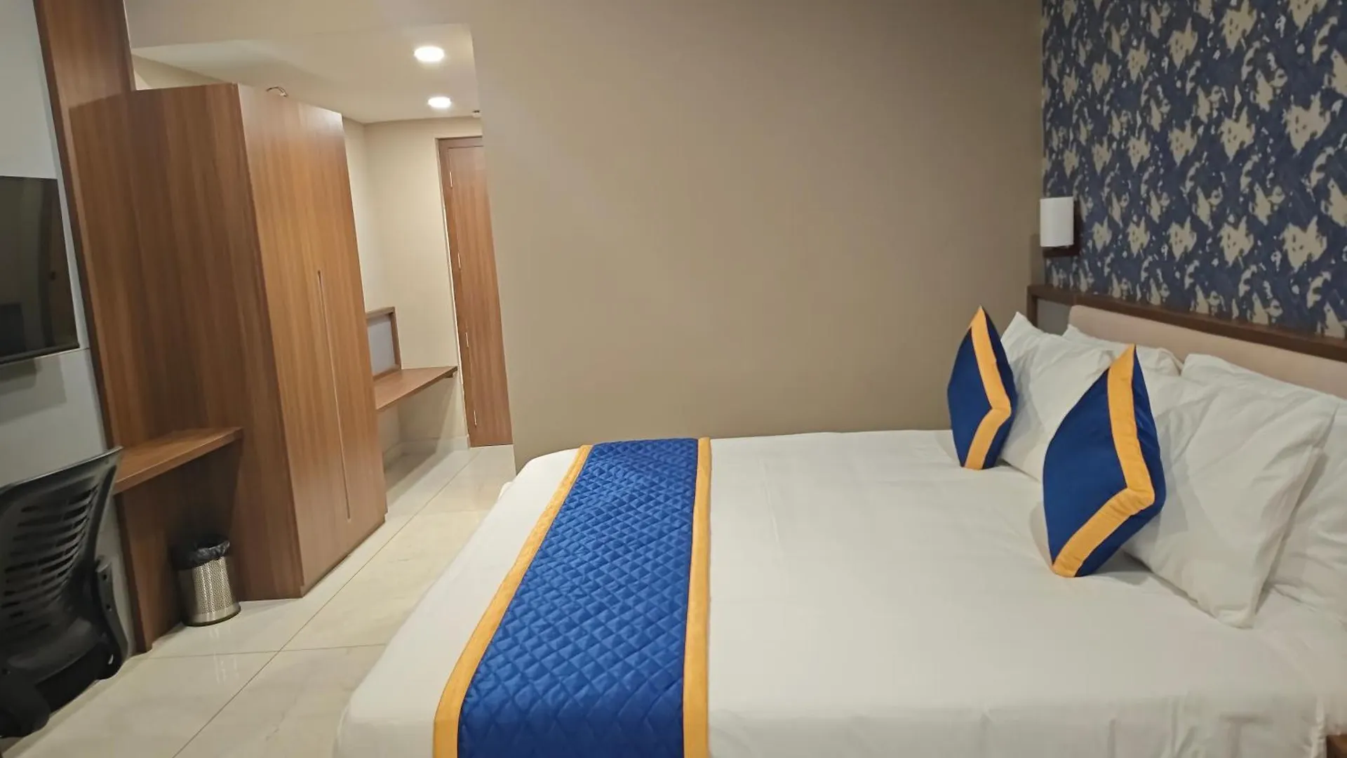 ****  Отель Blue Diamond Residency Perintalmanna Индия